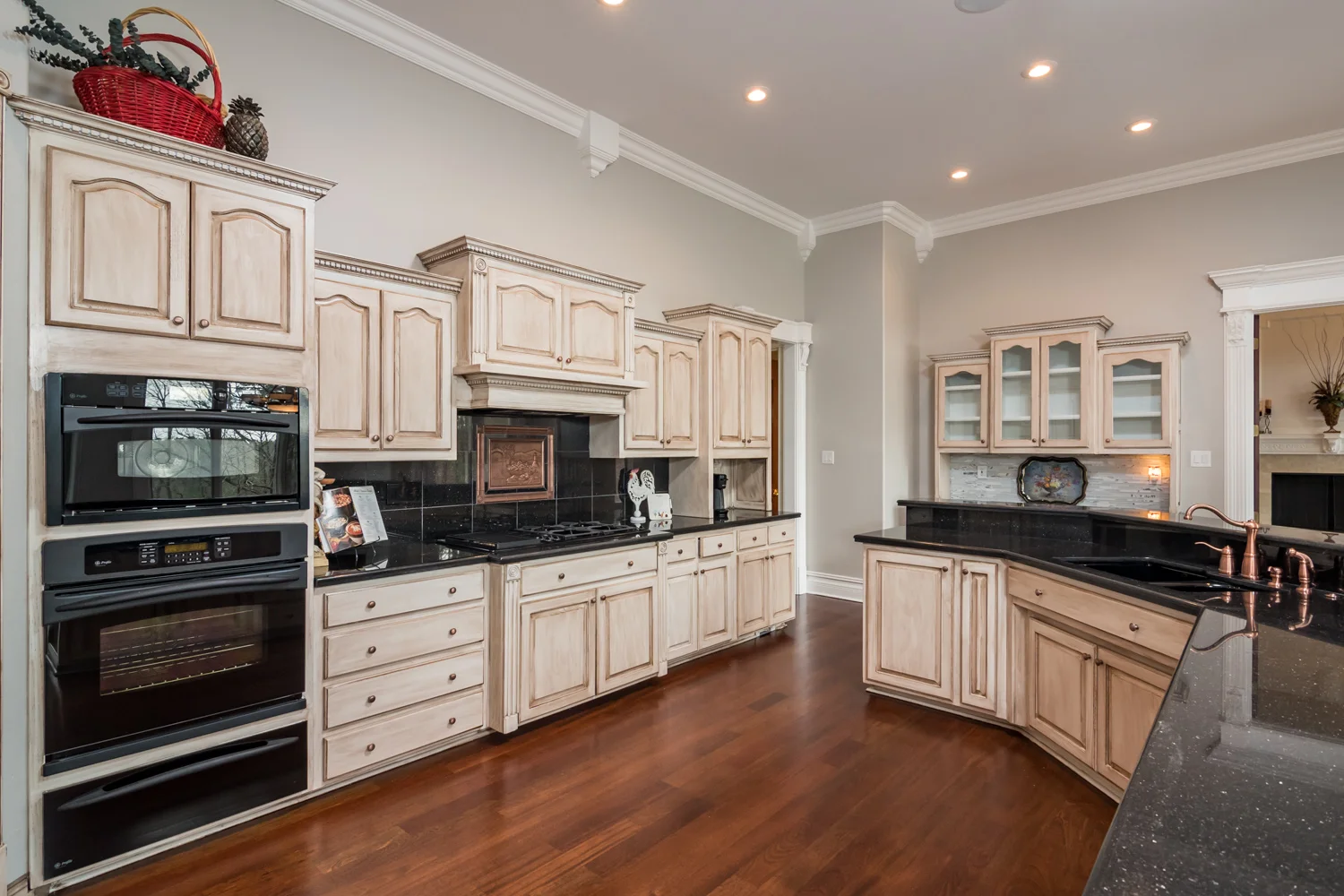 close up kitchen.jpg