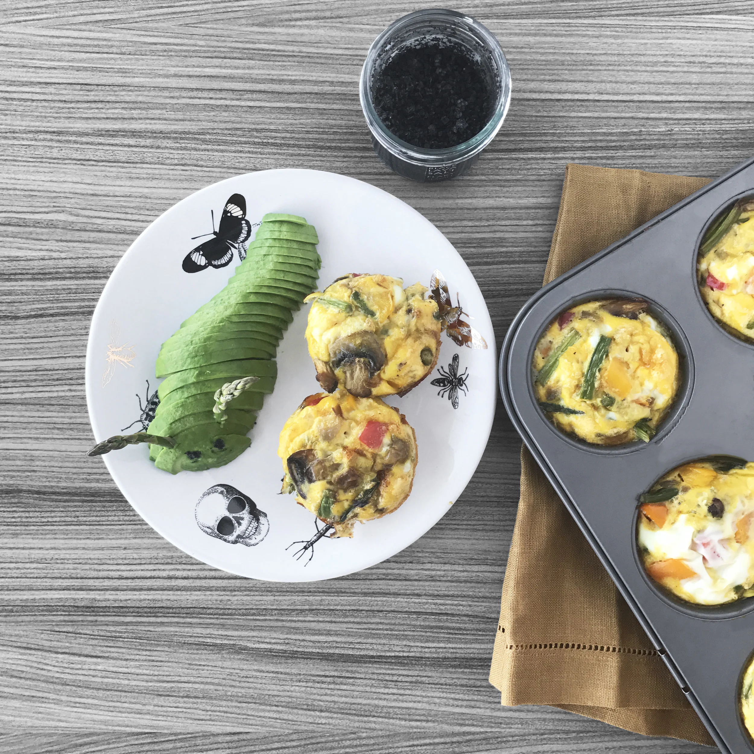 Above: spinach + mushroom + red bell pepper + red onion Egg Muffin