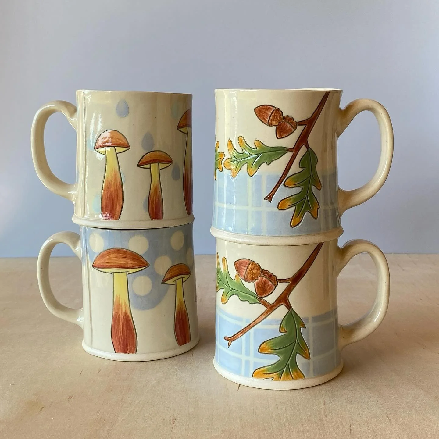 A few fresh mugs ready for the fall season! 
I&rsquo;m back at the Tennessee Craft Fair this weekend. 
Find me in booth A69. 
Swipe for more info. 
.
.
.
.
.
.
.
.
#slabpottery #handmadepottery #ceramics #ceramicsofinstagram #handmade #localartist