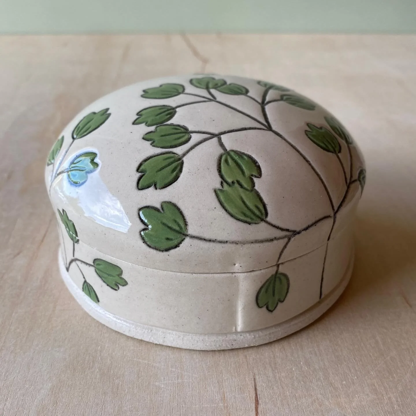 I&rsquo;ve been a busy bee in the studio getting ready for @tennesseecraft next weekend, May 1-3! 
Here&rsquo;s one jar I&rsquo;ll be bringing with me. 
Hope to see you there! 
.
.
.
.
.
.
.
.
#slabpottery #handbuiltpottery #ceramicsofinstagram #hand