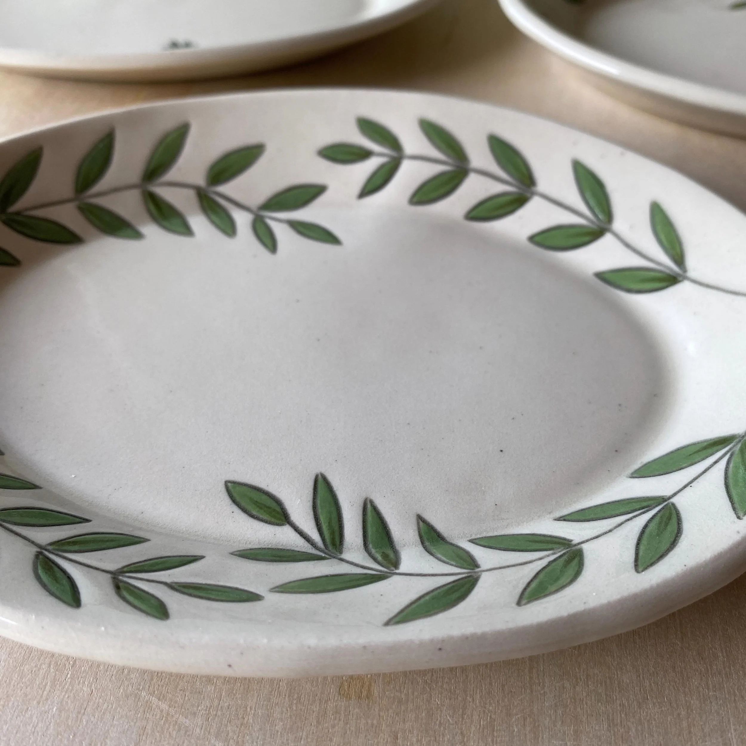 This Saturday I&rsquo;ll be set up at the @murfreesborosaturdaymarket on the square! 
We will be there from 8-12. 
It&rsquo;s my first farmers market of the year and I hope to see you there! 
.
.
.
.
.
.
#localpottery #handmade #handmadepottery #cera