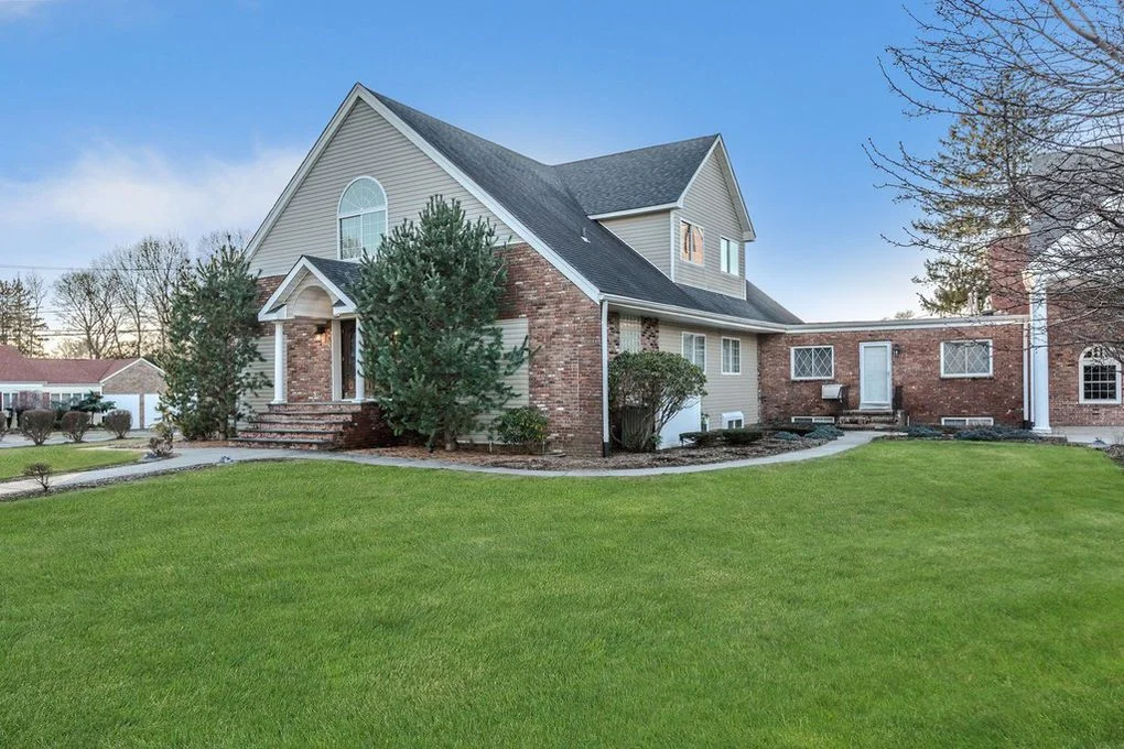 CCCLI - Long Island Campus Celebration: Building Dedication and Installation Services