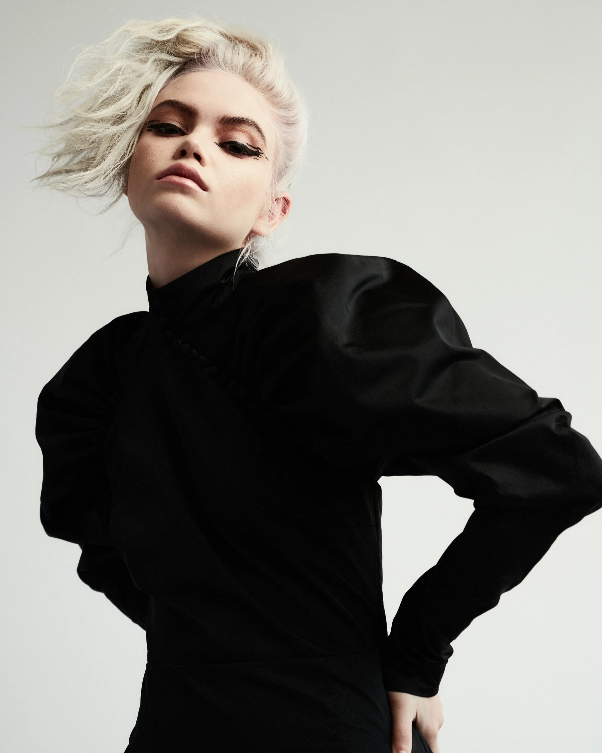 Zoe - Editorial2064.jpg