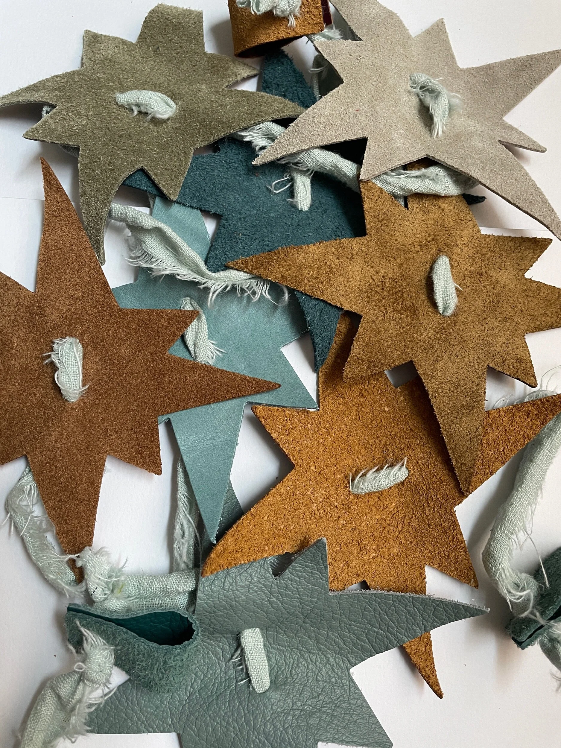 979264AC-D369-4ABD-BDC2-E44BAE3E1A5D