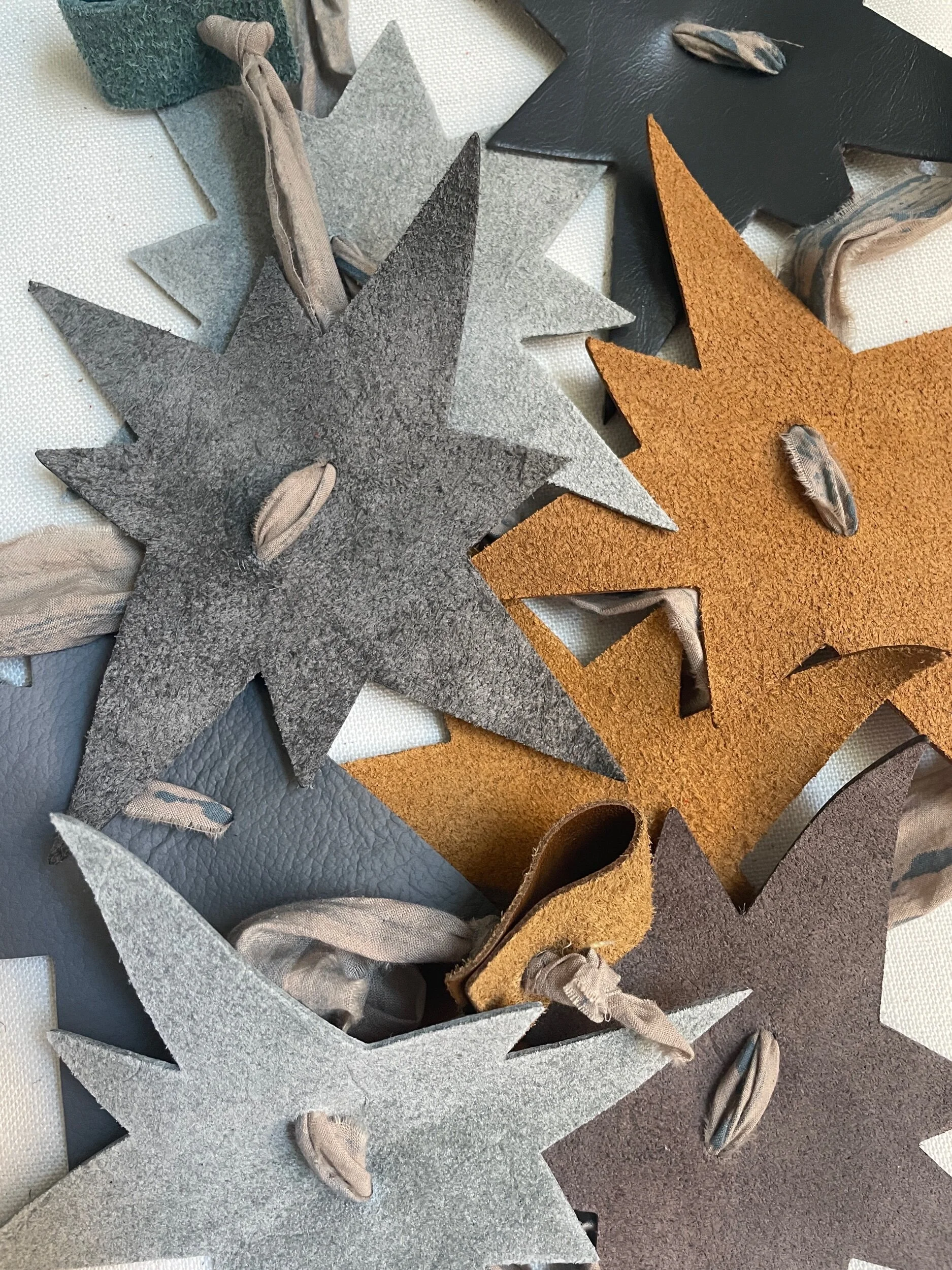 A3B7E220-4220-44C0-AC1C-8D2E93717D4E