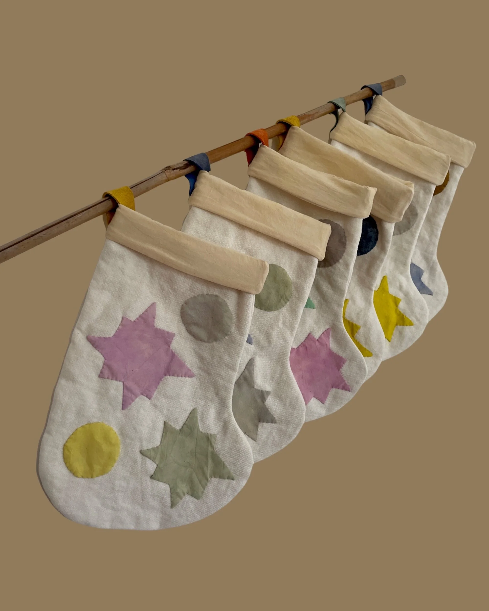 56CB2798-6242-4042-BC4F-7E11E168ED1D