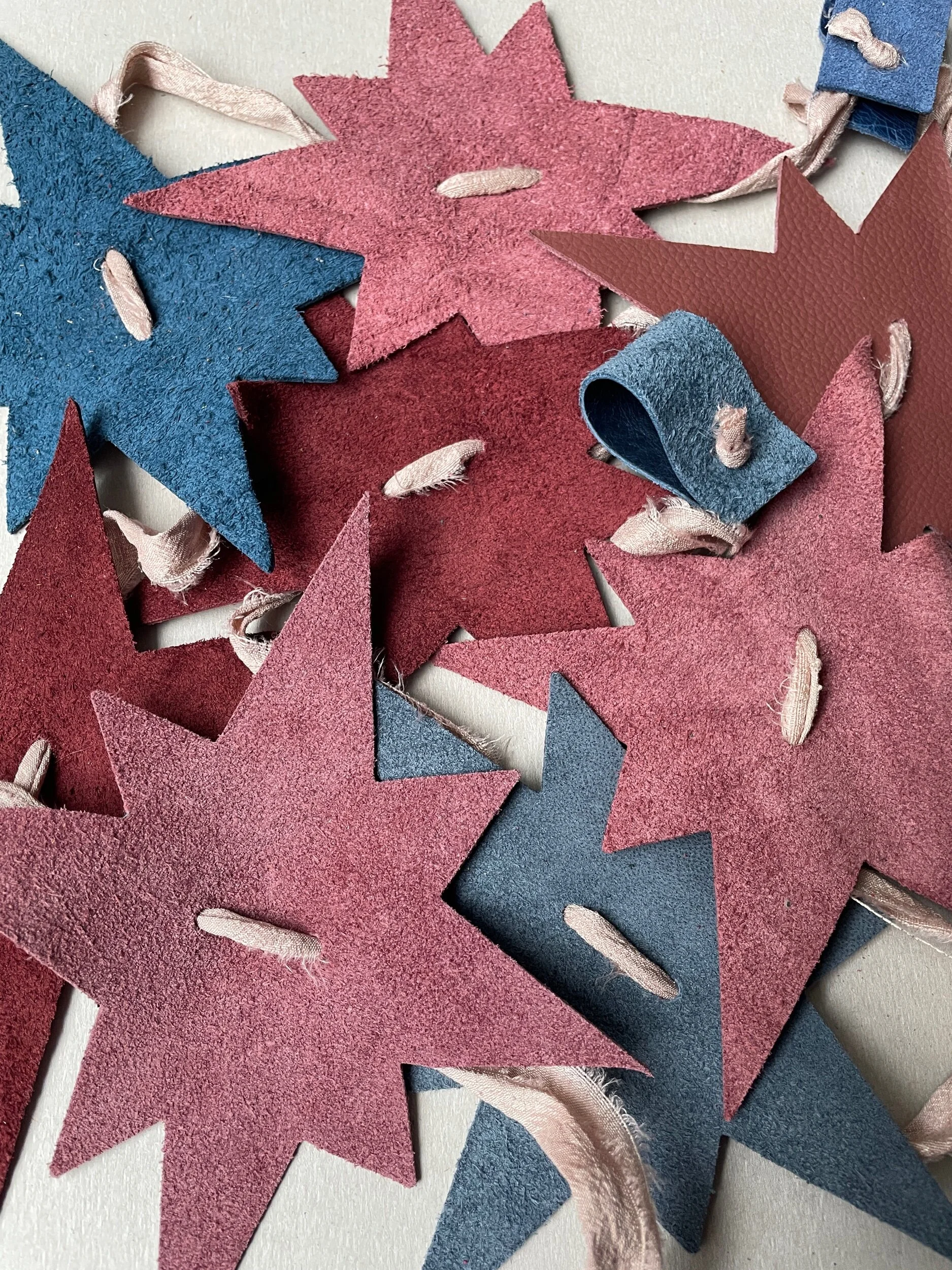 8DBC446B-2F5D-4C04-B181-FBC4FAB96B0D