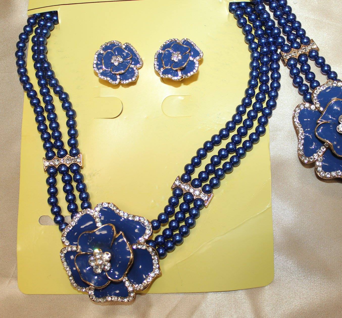 NEW ARRIVAL BEADSETS 18