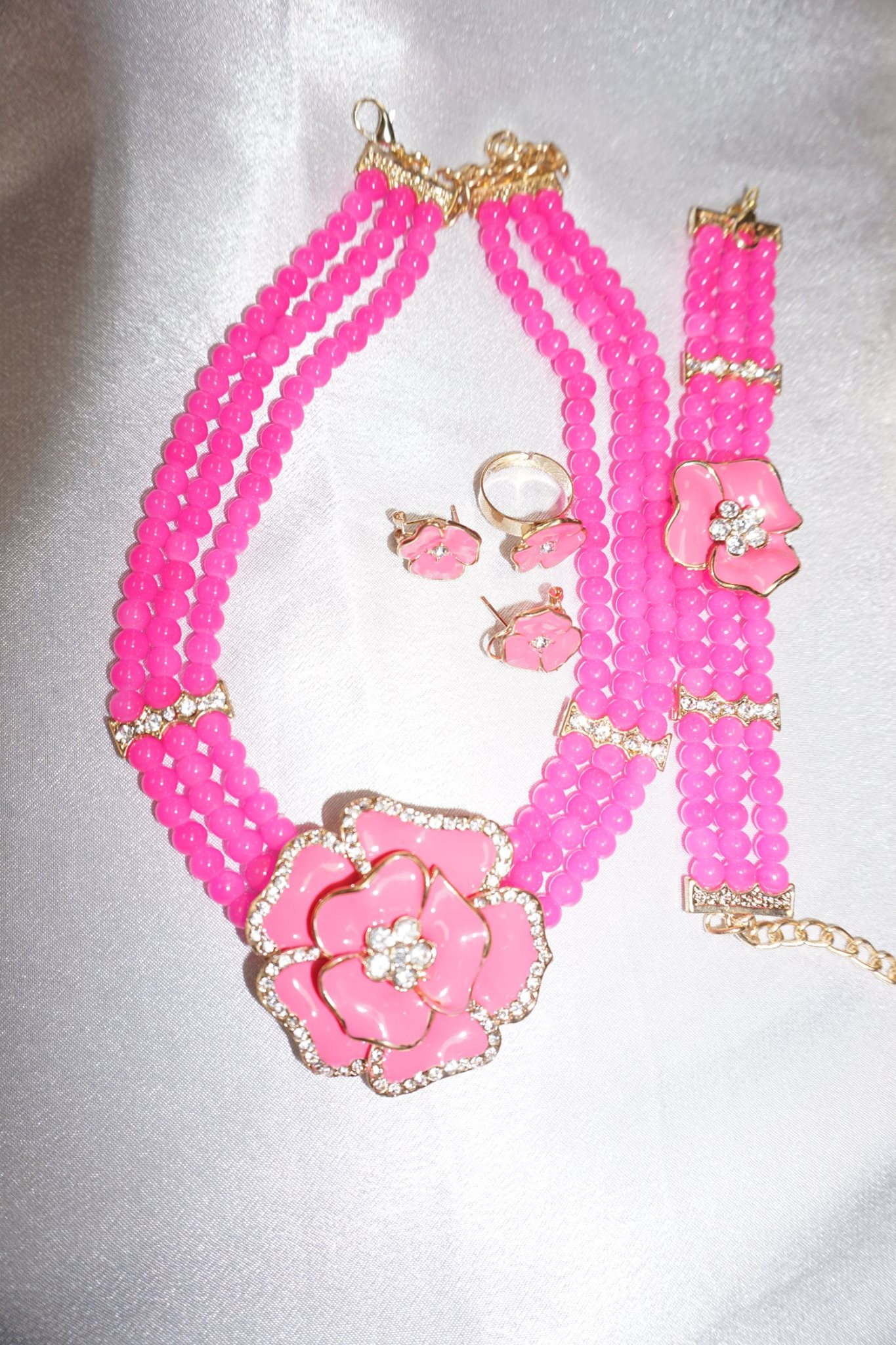 NEW ARRIVAL BEADSETS 37