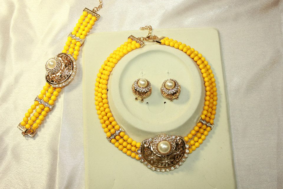 NEW ARRIVAL BEADSETS 70