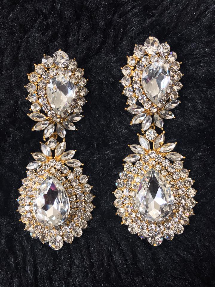 EARRINGS 22