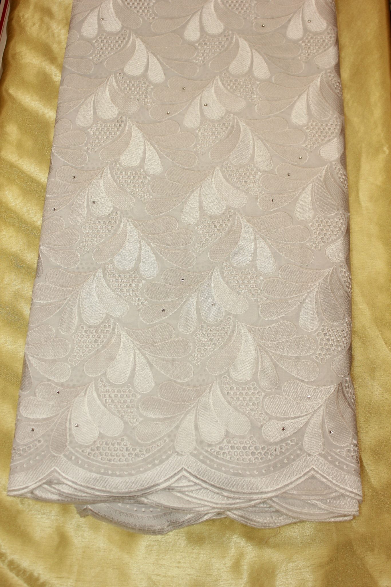White Lace 54