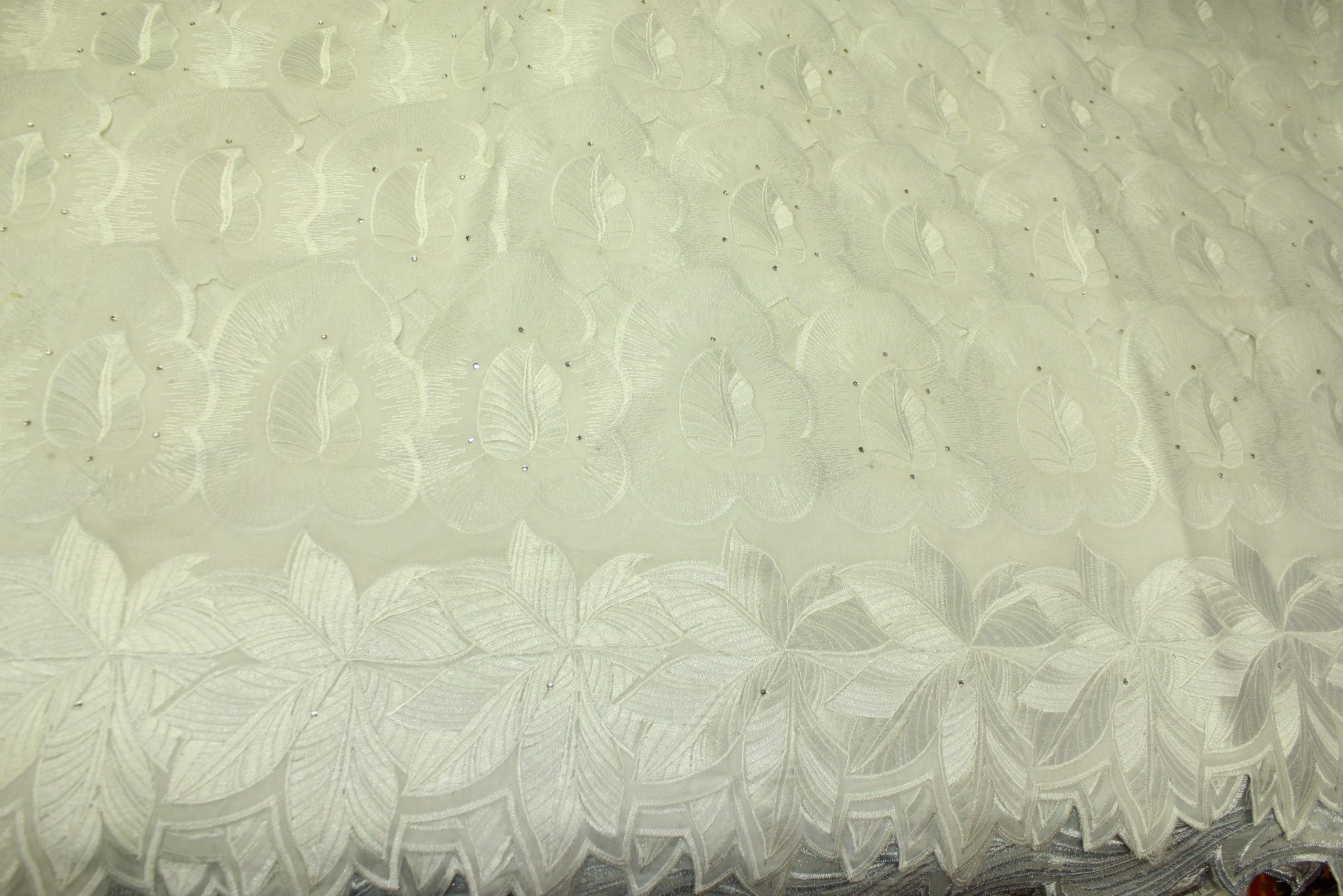 White Lace 80