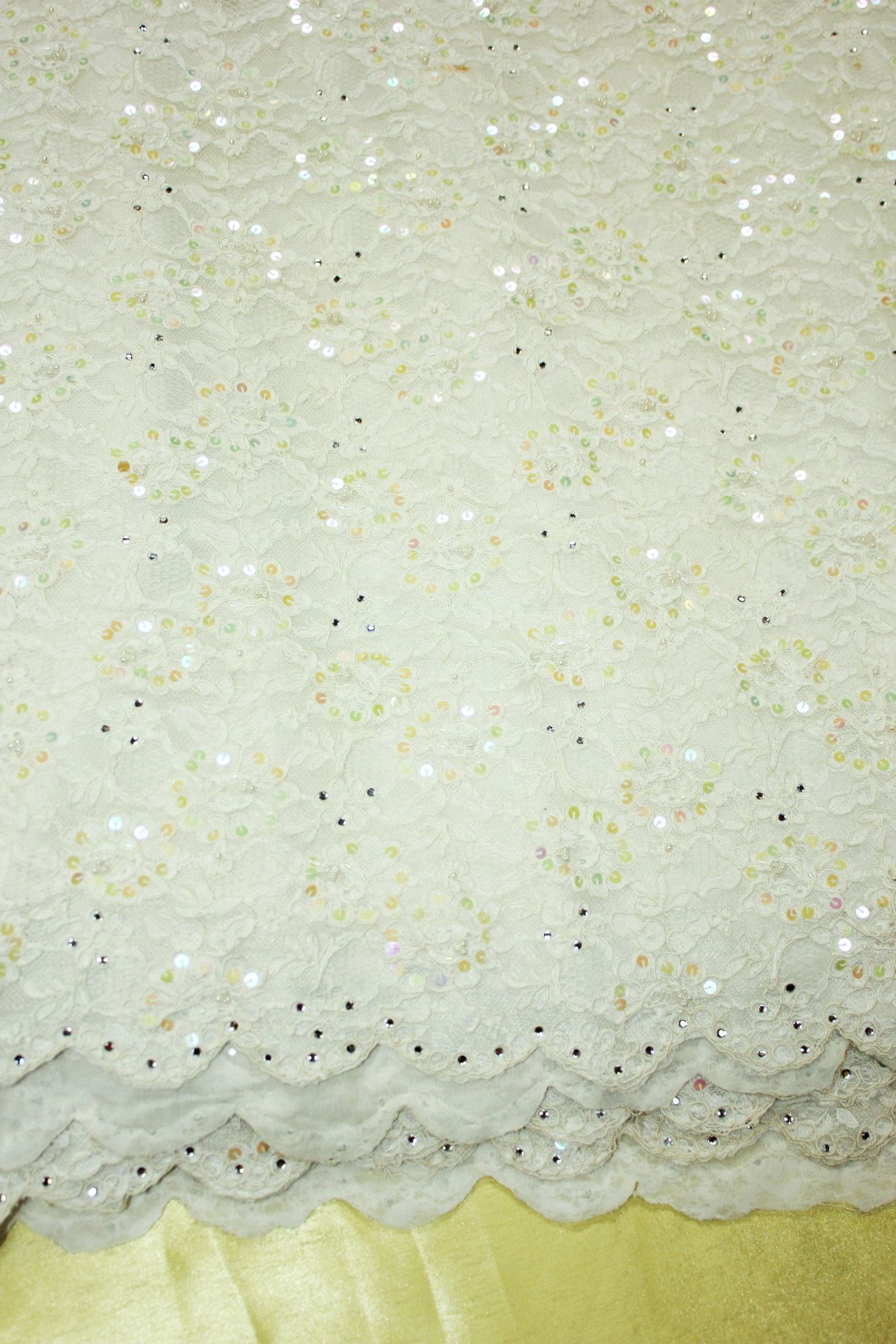 White Lace 122