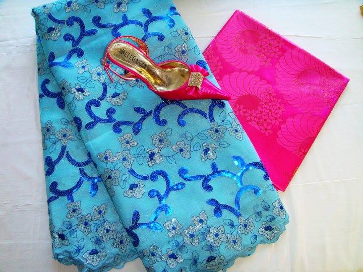 FRENCH LACE 10