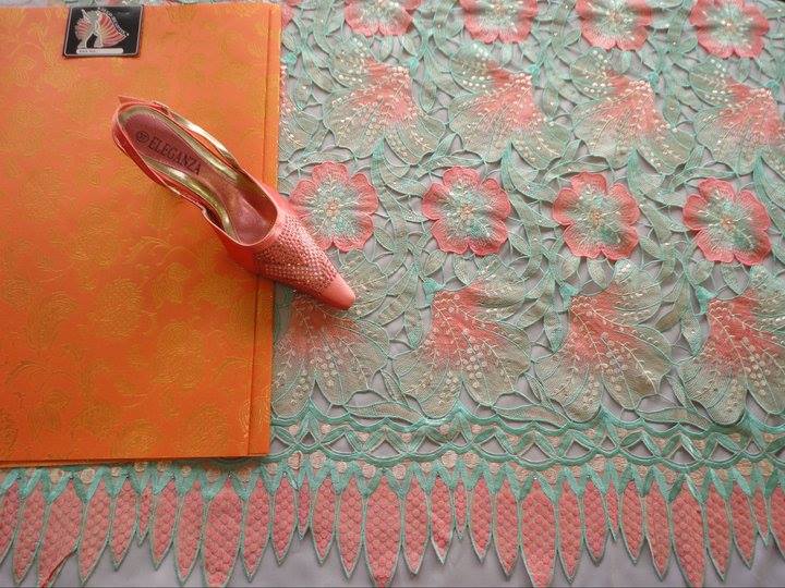 FRENCH LACE 55