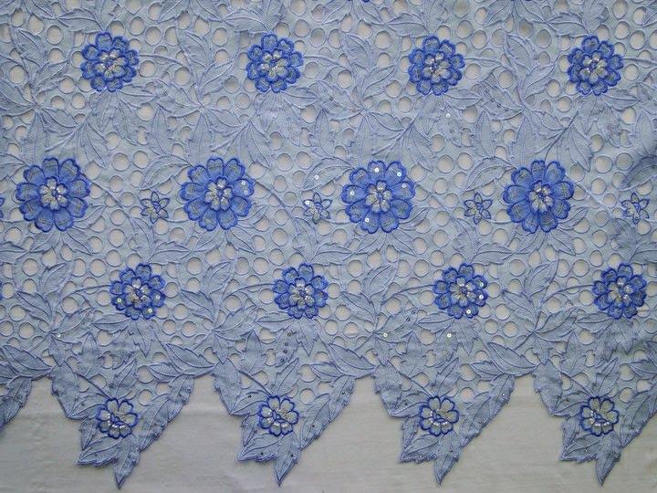 FRENCH LACE 70