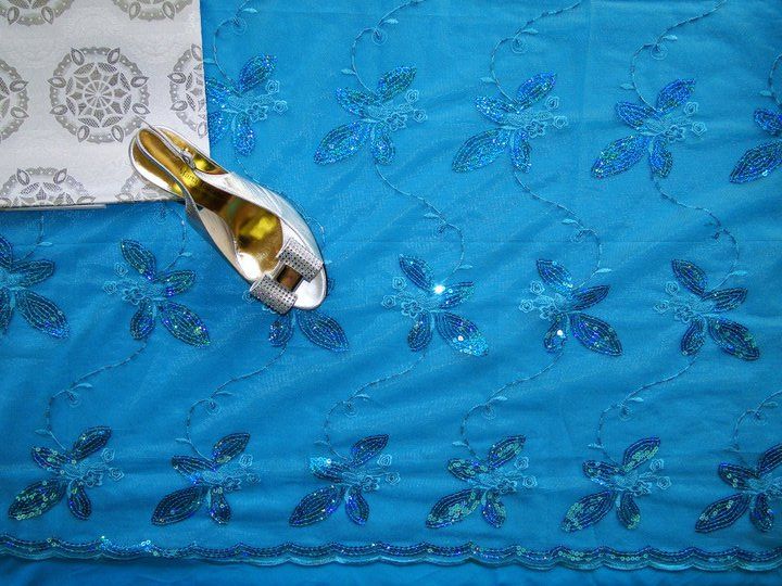 FRENCH LACE 74