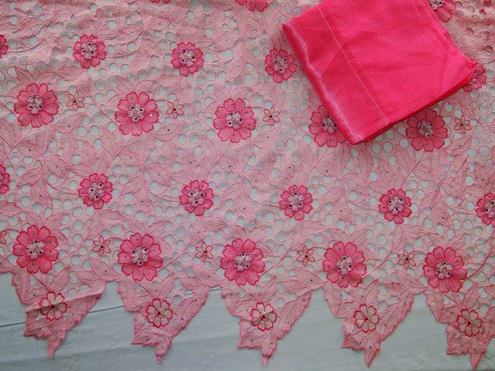 FRENCH LACE 79