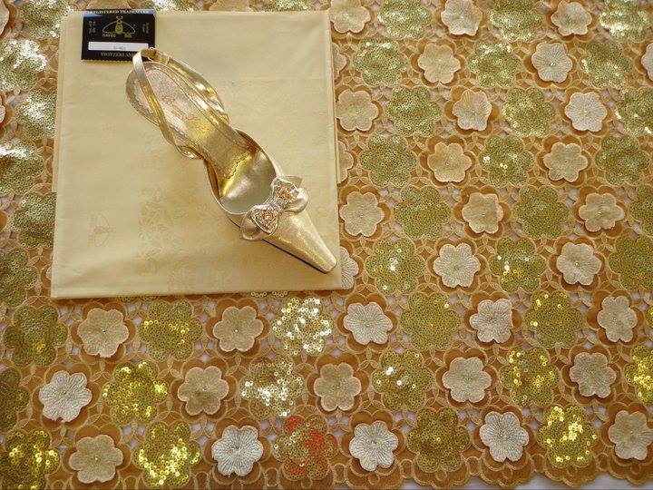 FRENCH LACE 81