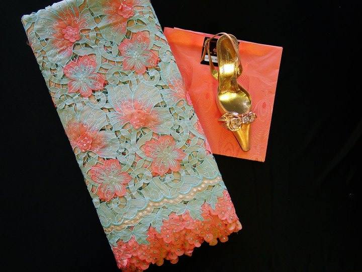 FRENCH LACE 102