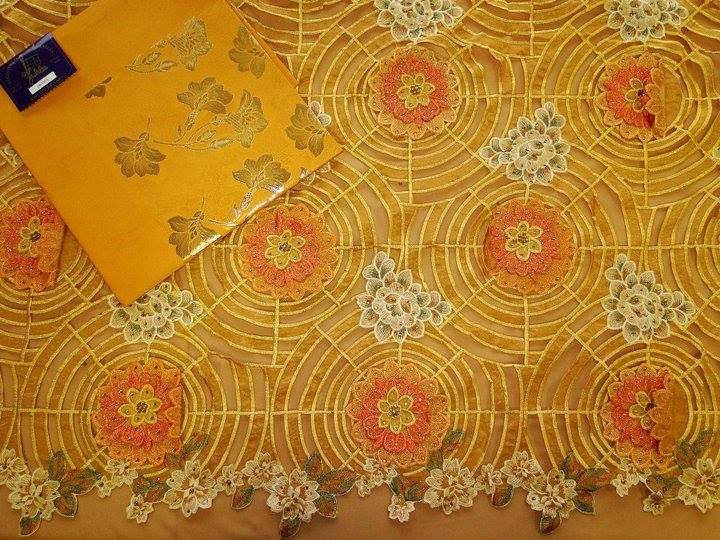 FRENCH LACE 137