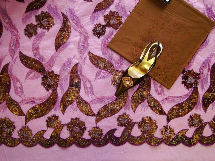 FRENCH LACE 144