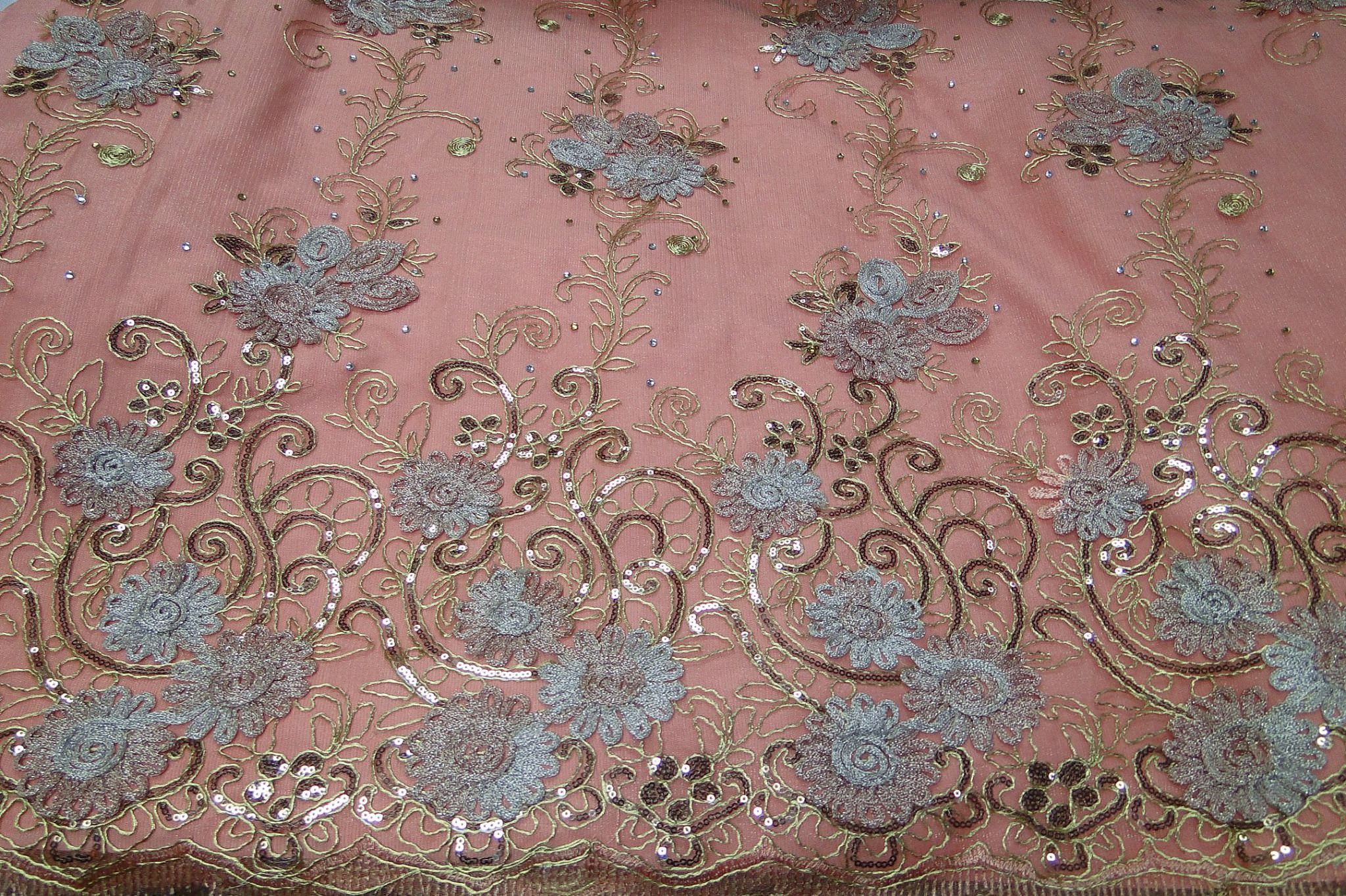 $30 PER YARD BLOUSE FREE LINING 39