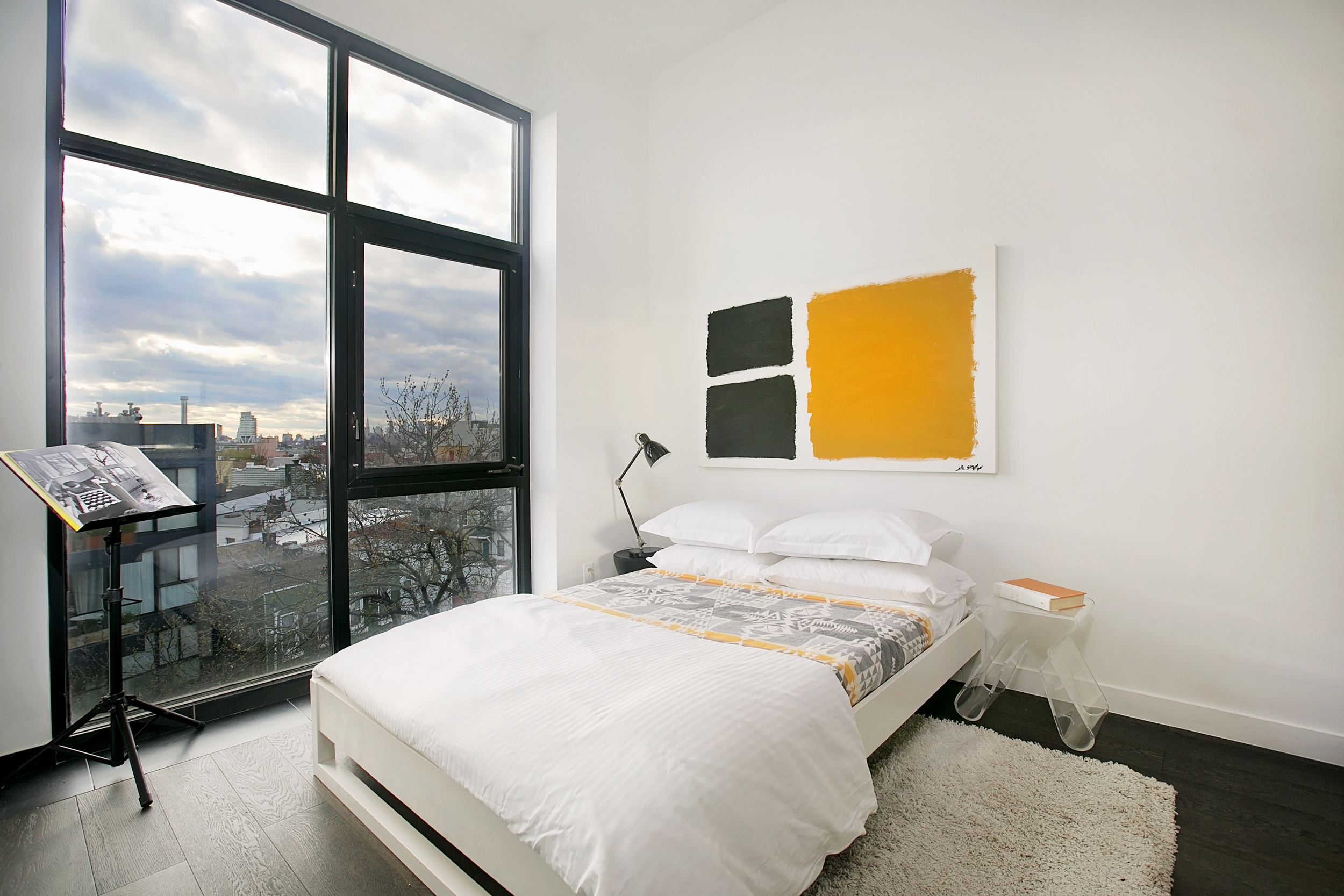 5C bedroom.jpg