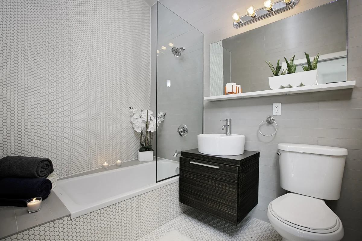 5B bath.jpg