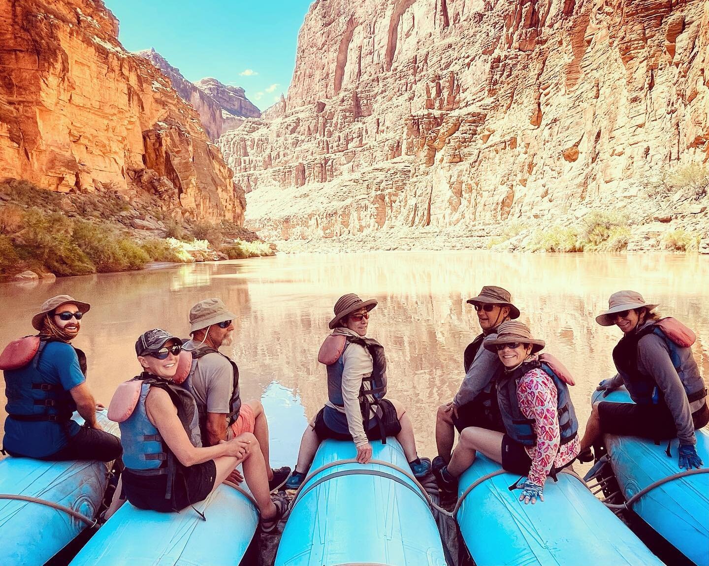 Canyon Crew. I love these people. With a special shout out to David Bozymski 🔥This was all his big idea and he planned the trip of a lifetime. #genius @westernriverexpeditions #raftingthegrandcanyon