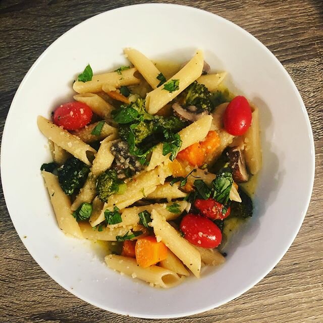 tonight i requested pasta primavera and the chef (aka my hubby) nailed it. it was exactly what i was in the mood for. i love when that happens. 😋 this reminded me of a conversation with a client from earlier today about the idea of pleasure vs pract