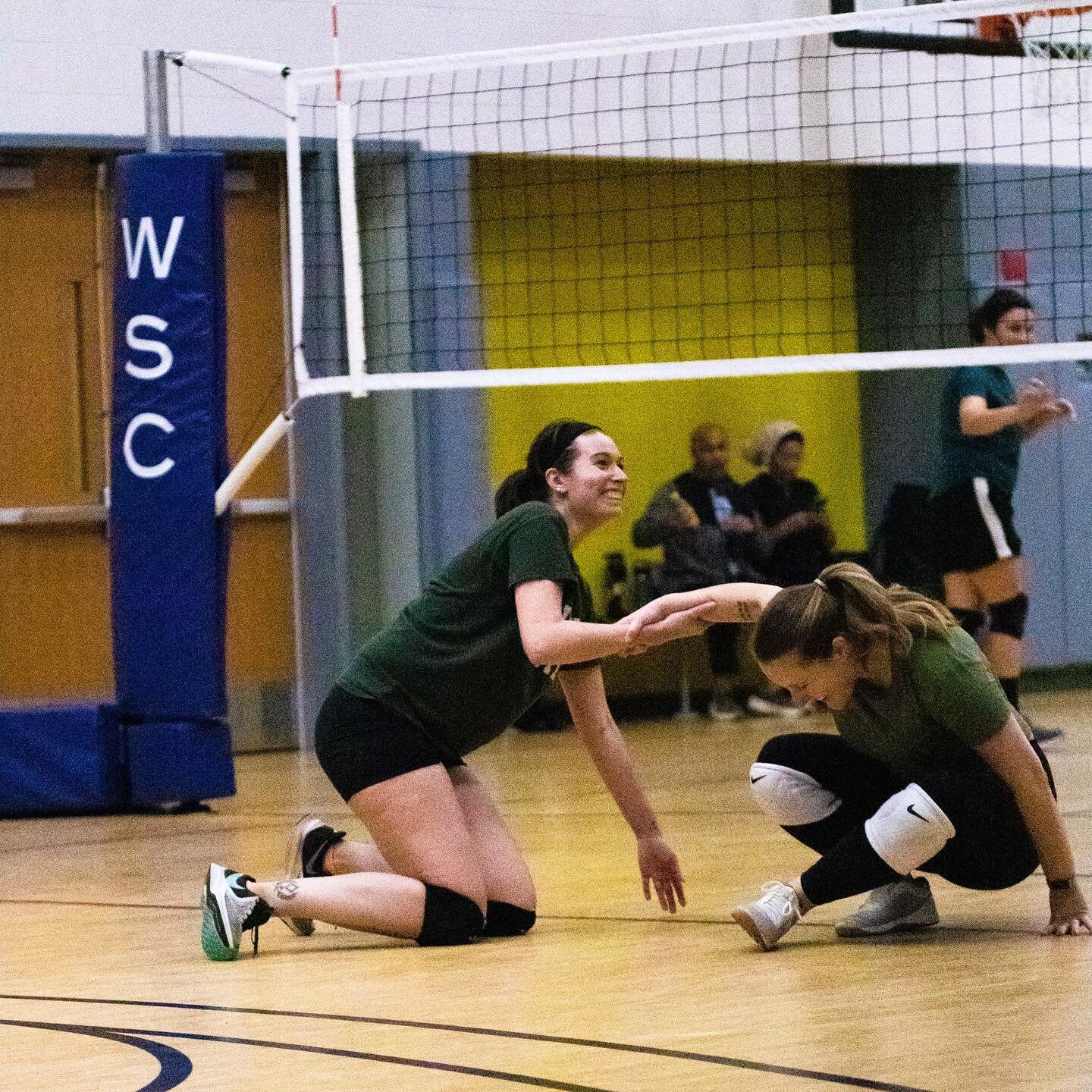 Our Spring 🏐 registrations are now open! Grab a friend and sign-up using the link in our bio ✨

Intermediate leagues will run every Thursday beginning March 30th.
- Early Bird pricing ends March 16th
- Registrations close March 29th

Advanced league