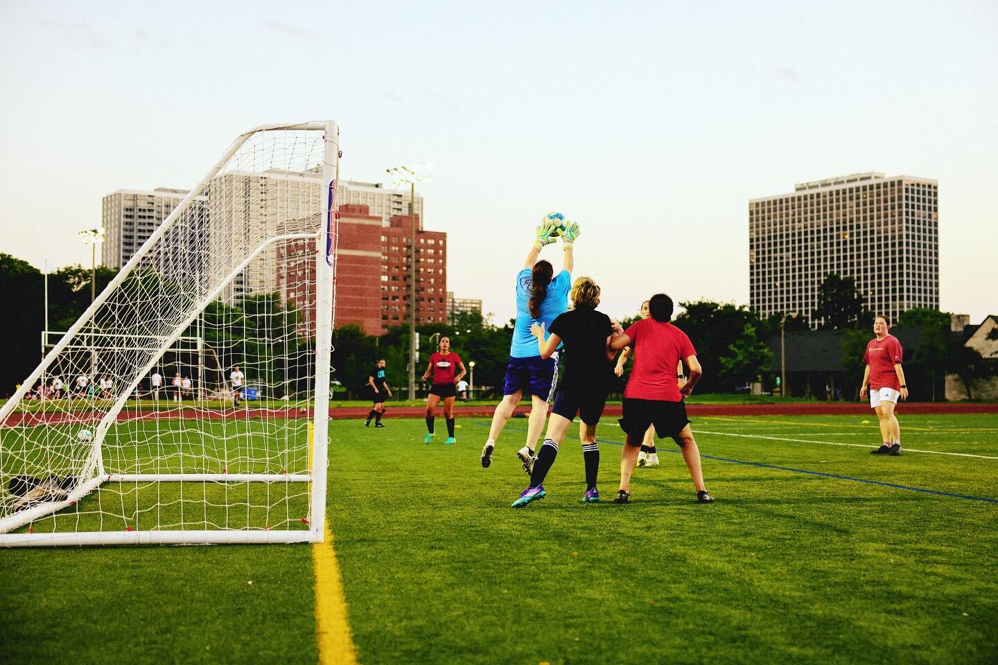 Summer Sun = More Soccer Fun 

Summer Soccer leagues are almost here and sign ups are still open! Sign up link(s) in bio! 

🥅 Friday Night Soccer at The Fire Pitch
League Starts: 5/12
Registration Closes: 5/9 @ noon
 
⚽️Summer League Dates: 

Beginn