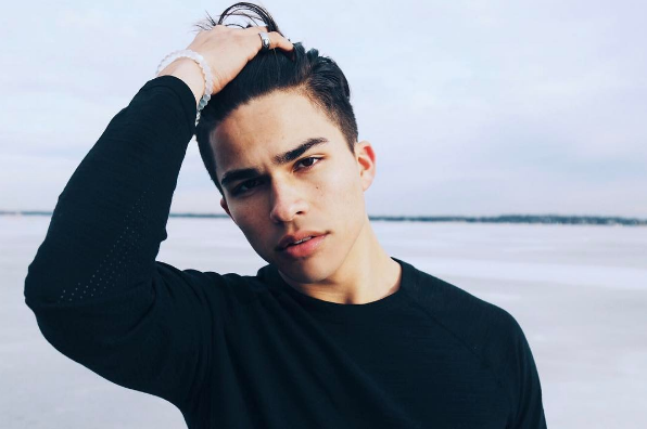 ALEX AIONO