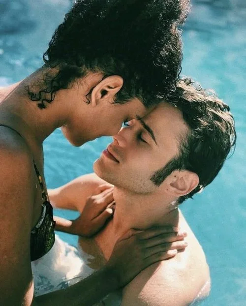 kissy.jpg