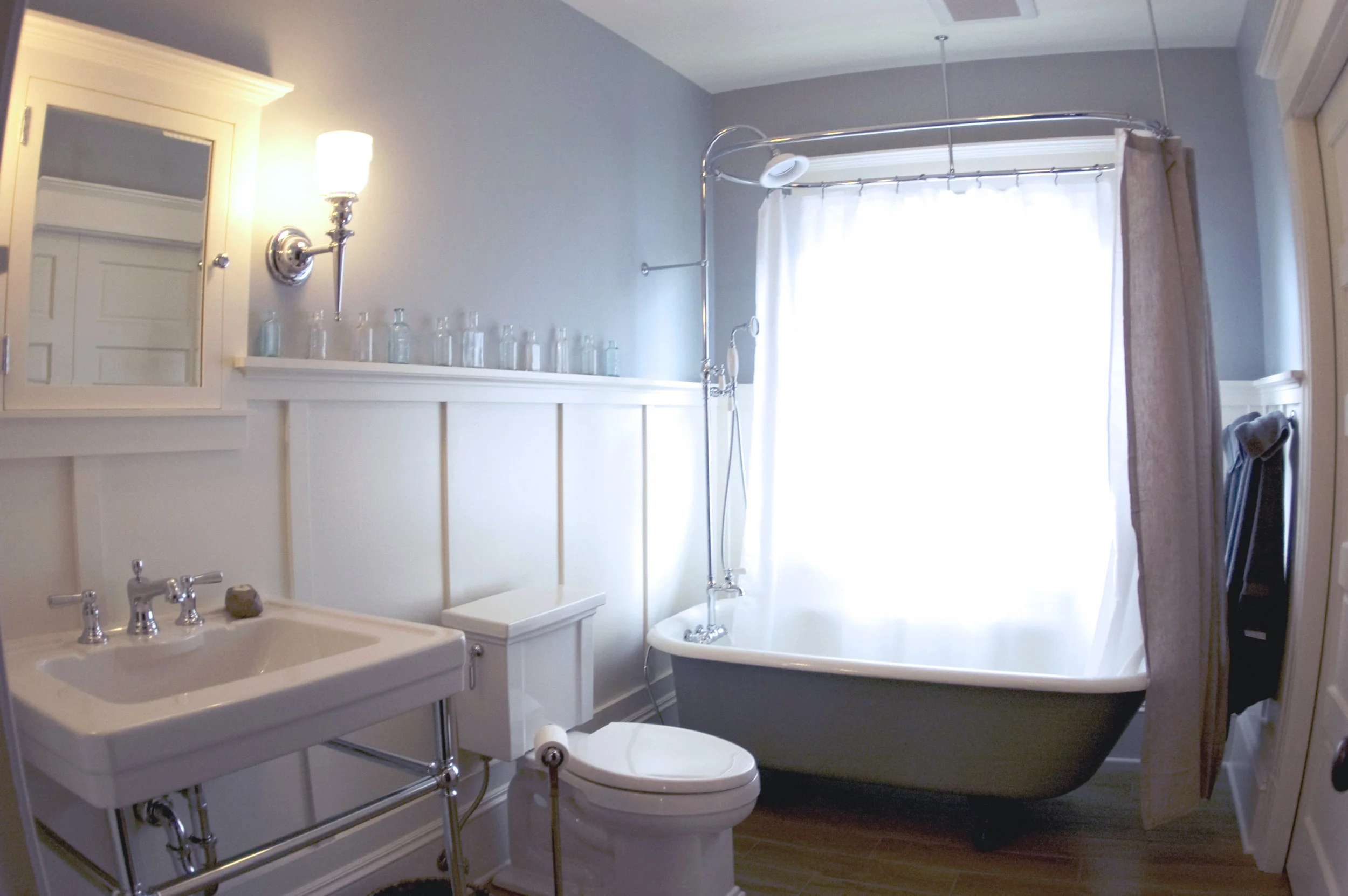 Guest Bath - after2.jpg