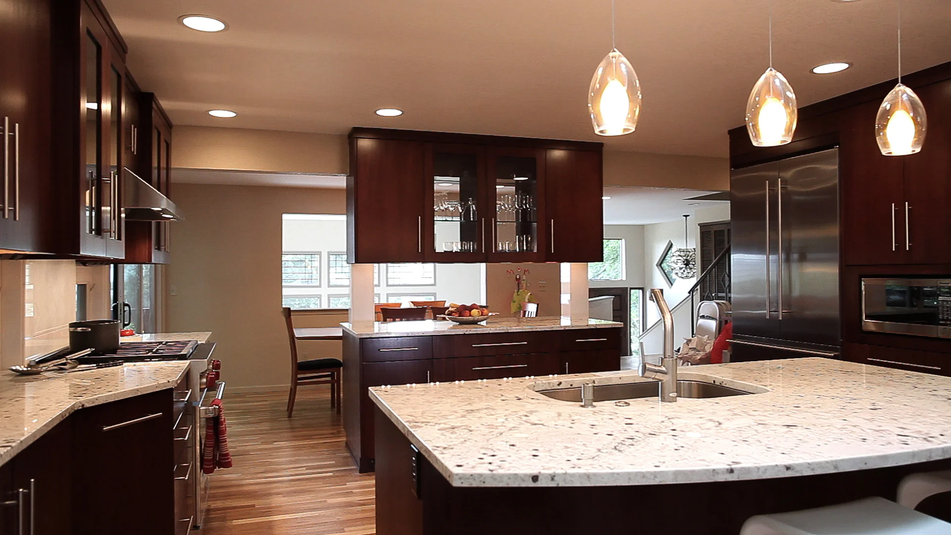 kitchen2.jpg