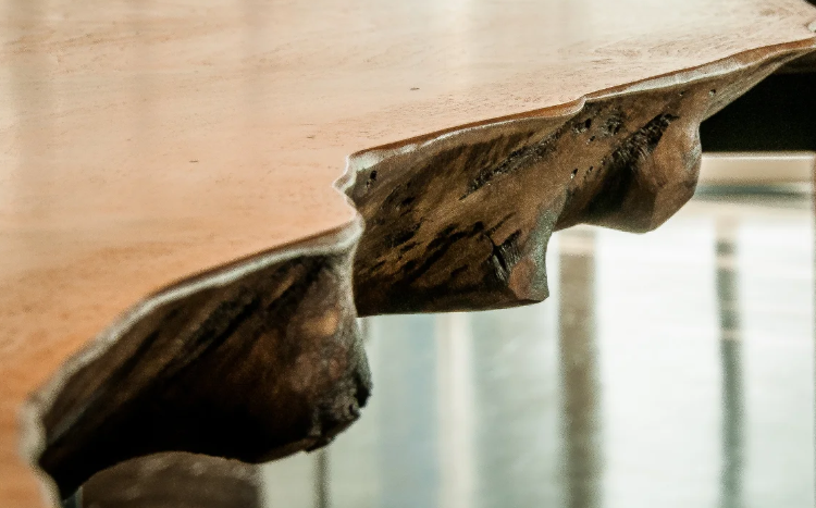 live edge detail.png