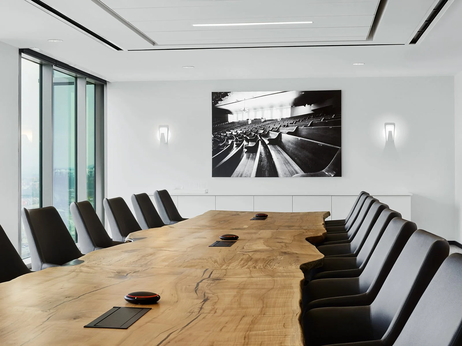 12.-Sony-Nashville-2017-Conf-Room.jpg