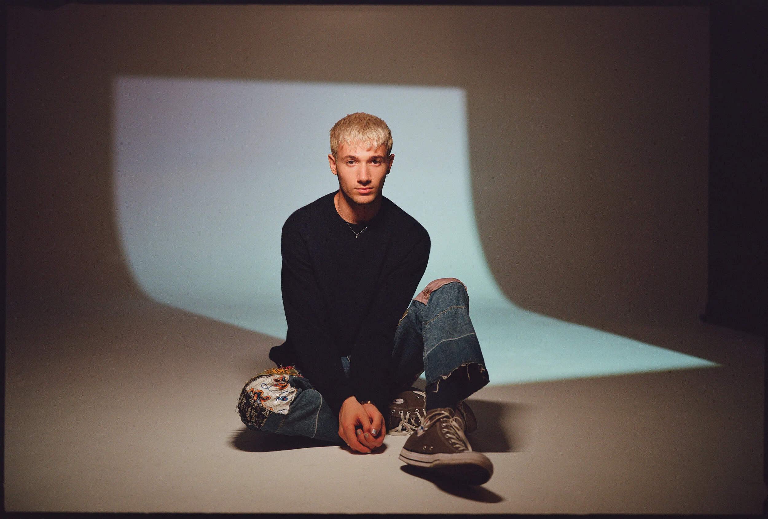 Jeremy Zucker_Credit Meredith Truax_2.JPG