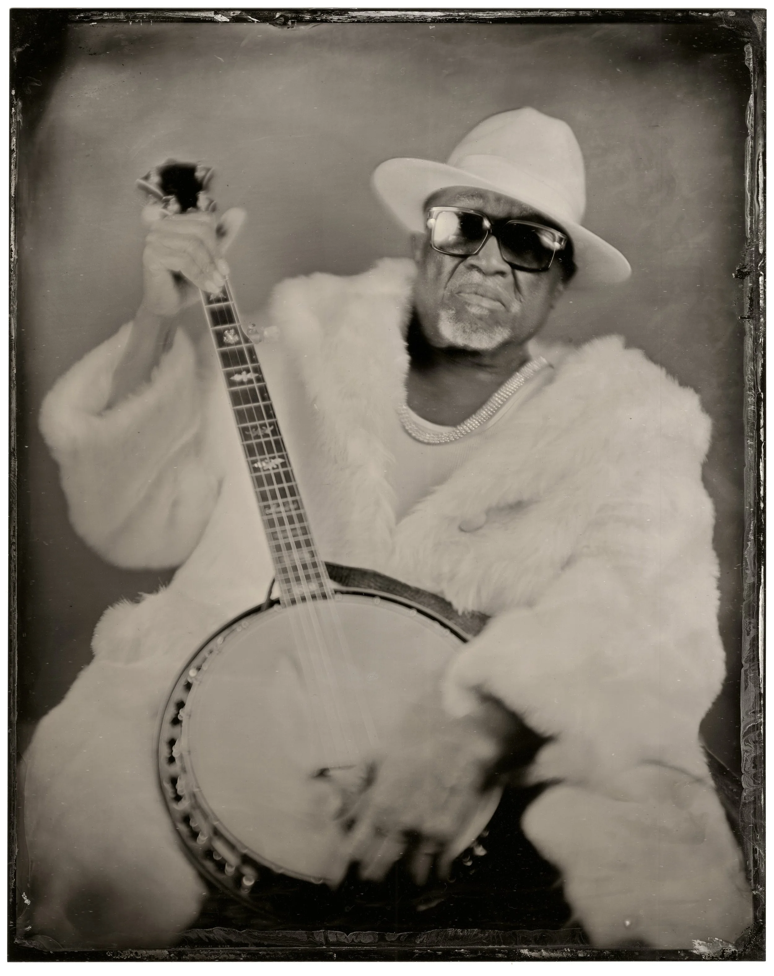swamp-banjo-good-14x17-300ppi.jpg
