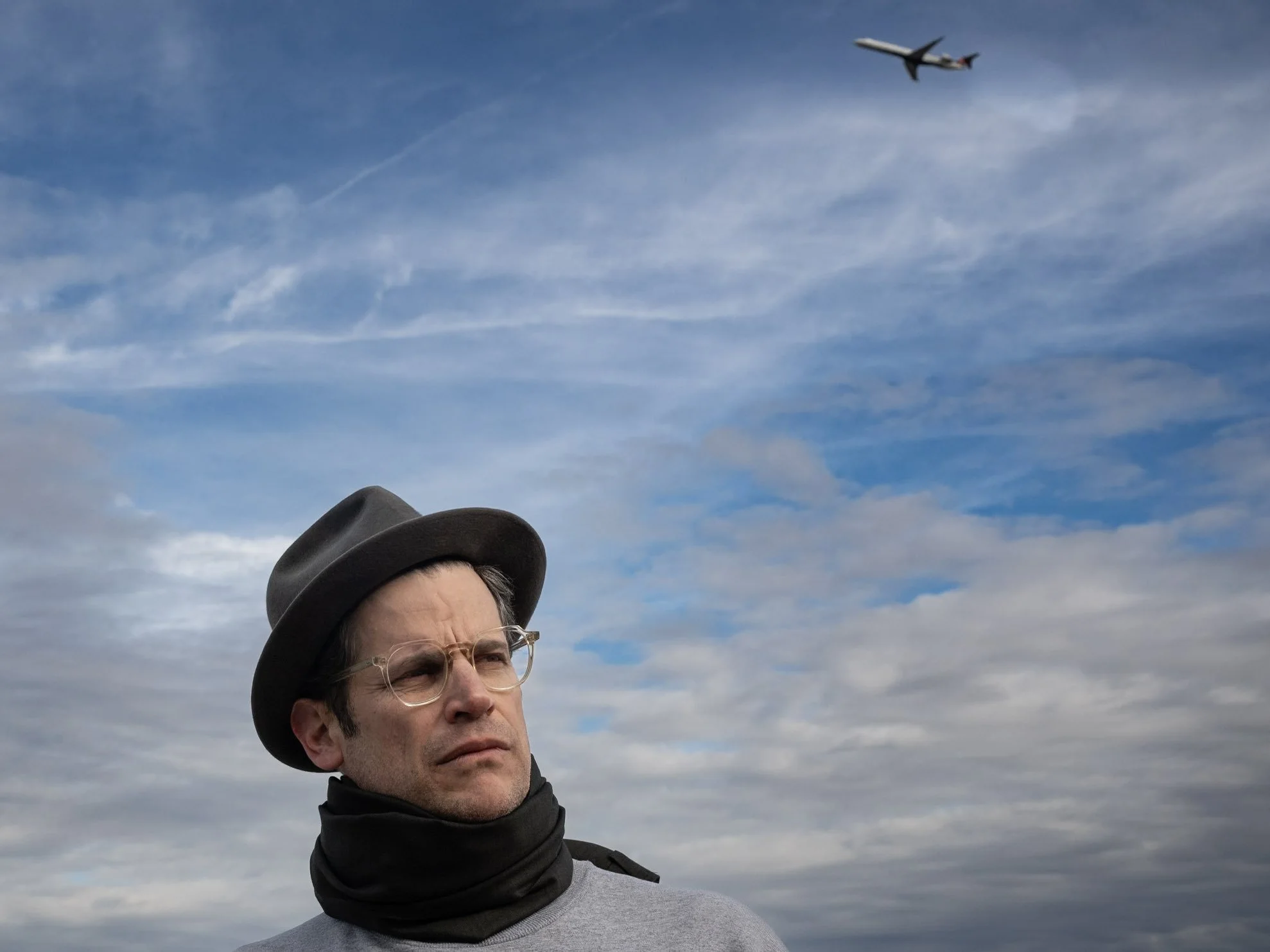 PRESS PHOTO ALT to Airplane 1.jpg