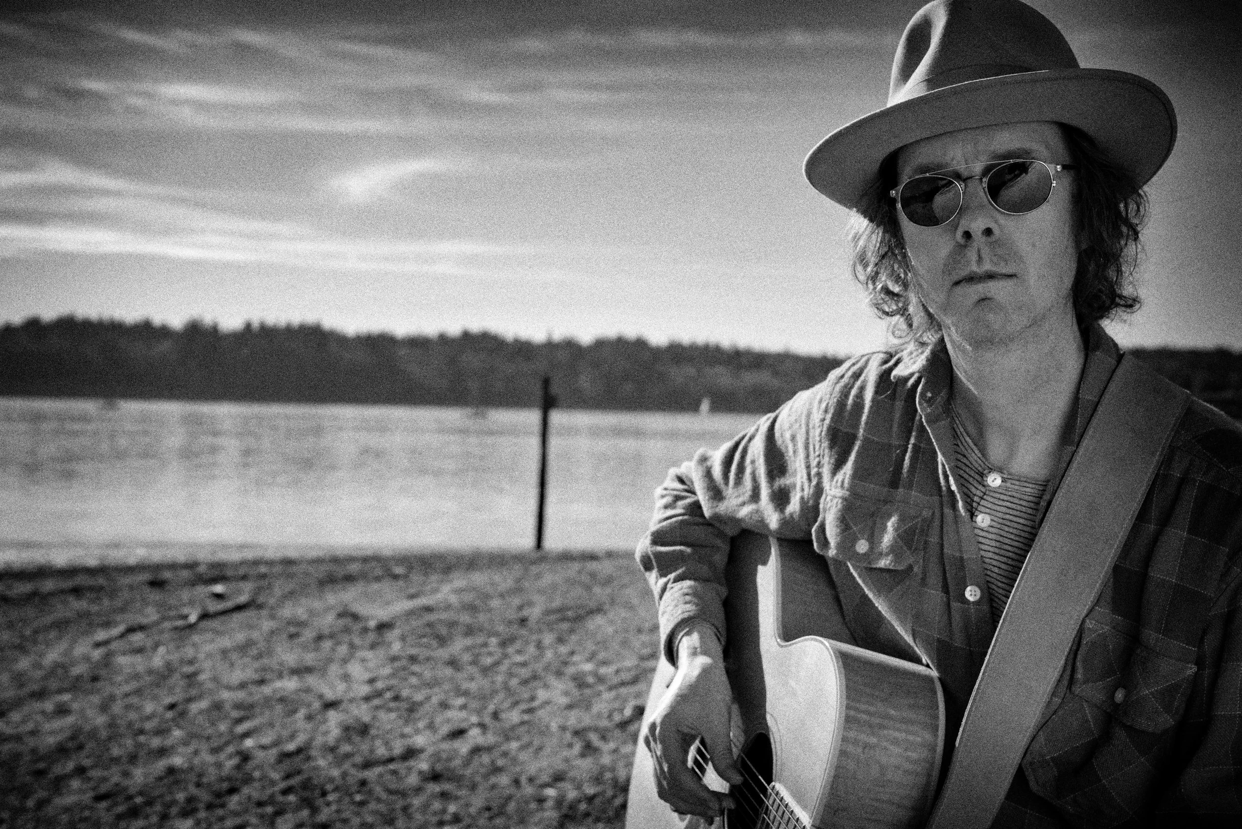 PeteDroge_CreditLanceMercer-2025-BeachB&W.jpg