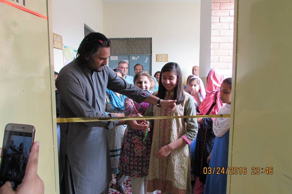  Opening the library! We were excited to be joined by some of the school's faculty and students, and by Mr. Talha Barqi, who is the Parliamentary representative for the area the school is located in. 