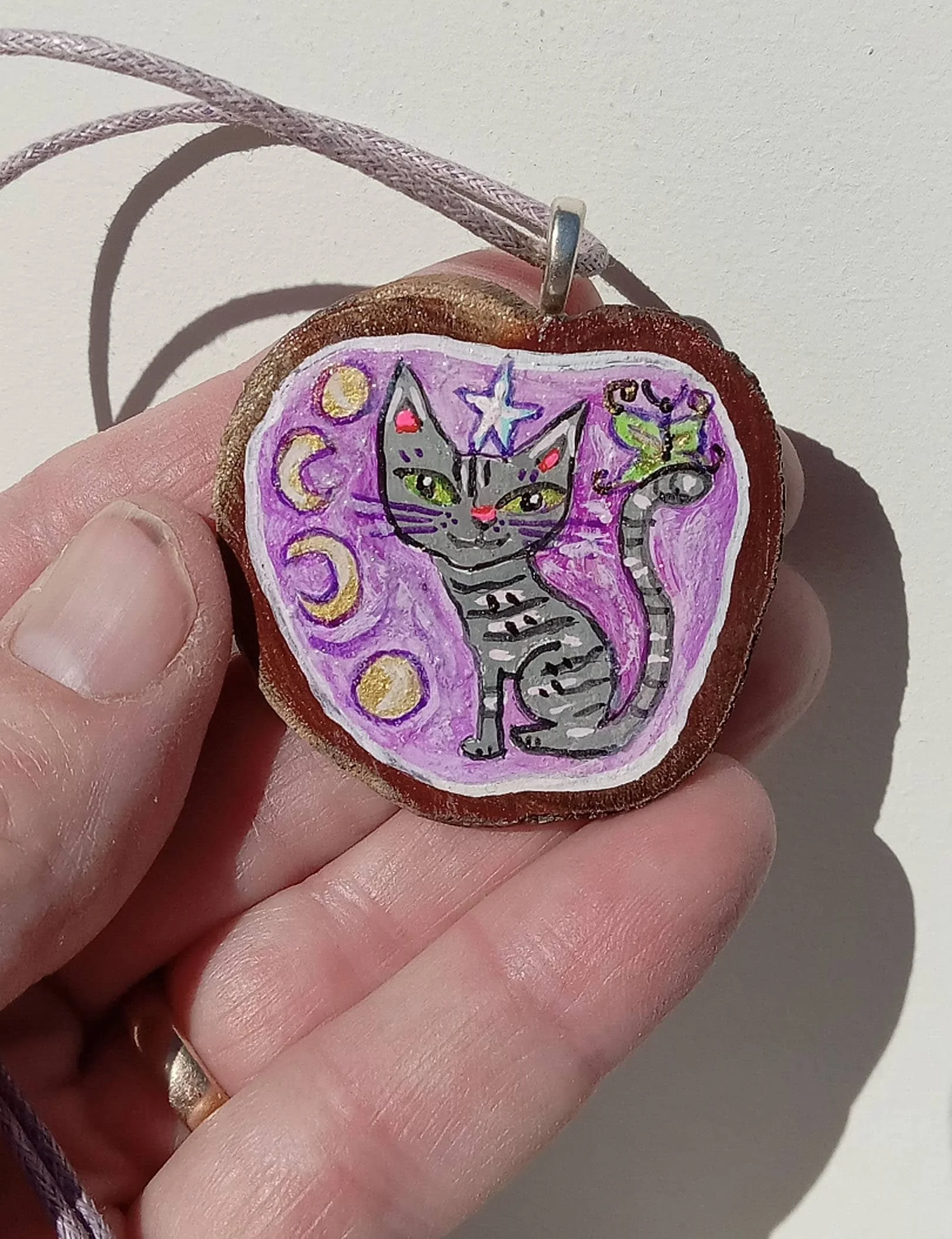 https://i.etsystatic.com/48139010/r/il/b1a9e0/5632986571/il_fullxfull.5632986571_jdo2.jpg