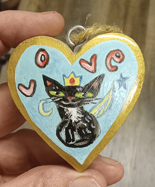 Heart-Cat-Front-1.gif