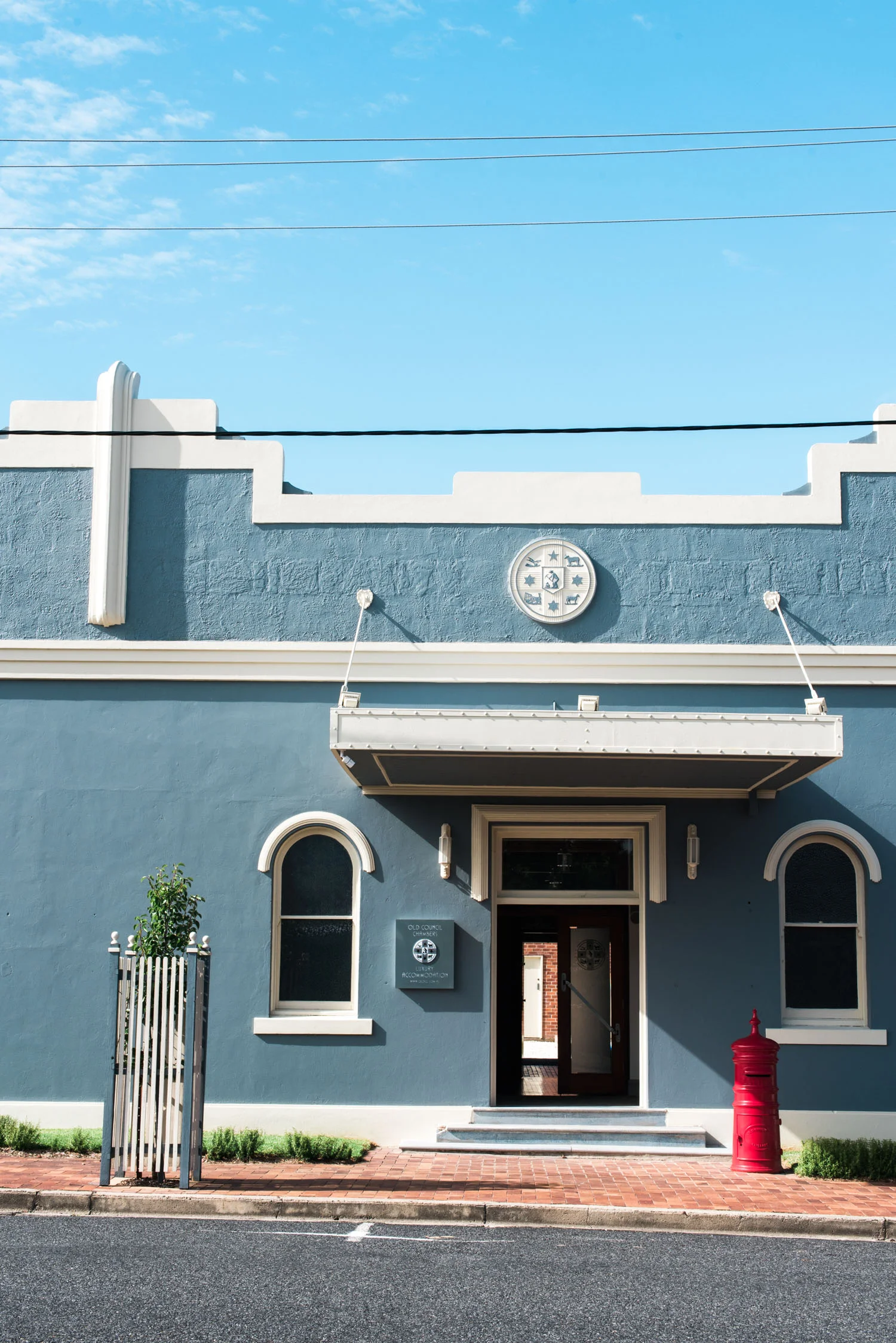 hannahpuechmarin-old council chambers-tenterfield accommodation-30.jpg