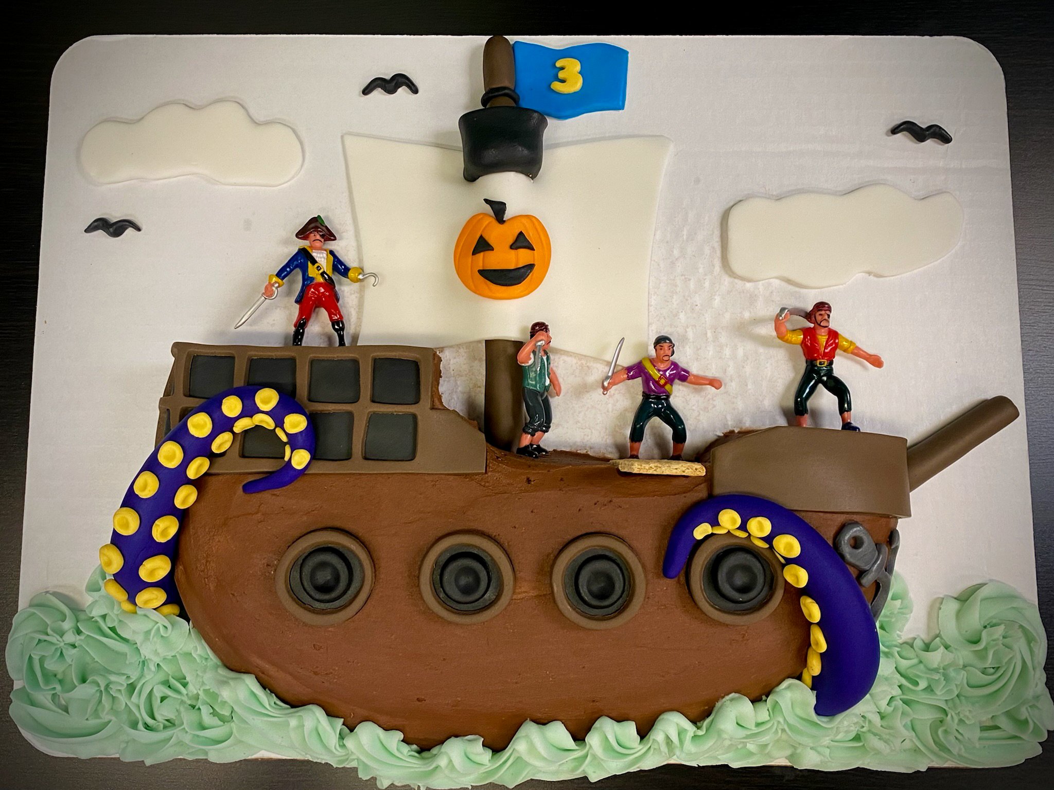 Pirate Cake.jpg