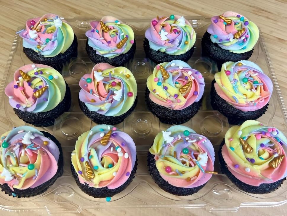 The unicorn theme never gets old! 🦄 We absolutely love how these colorful cupcakes came out 🧁 😋

 #johnsonvillecakes #cupcakesofwaco #cupcakesofmcgregor #cakesofwaco #unicorncupcakes #unicornbirthday #unicornbirthdayparty #wacocupcakes